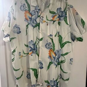Levi's White Floral Casual Shirt